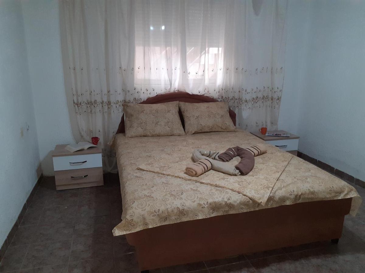 Studio-Apartman Milena 2 포드고리차 외부 사진